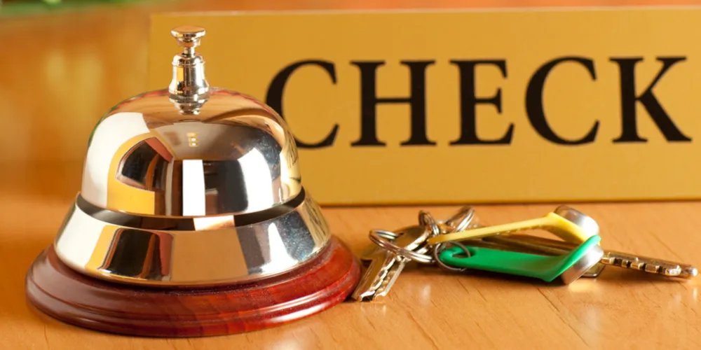 Почему нельзя заселиться в отель с утра?