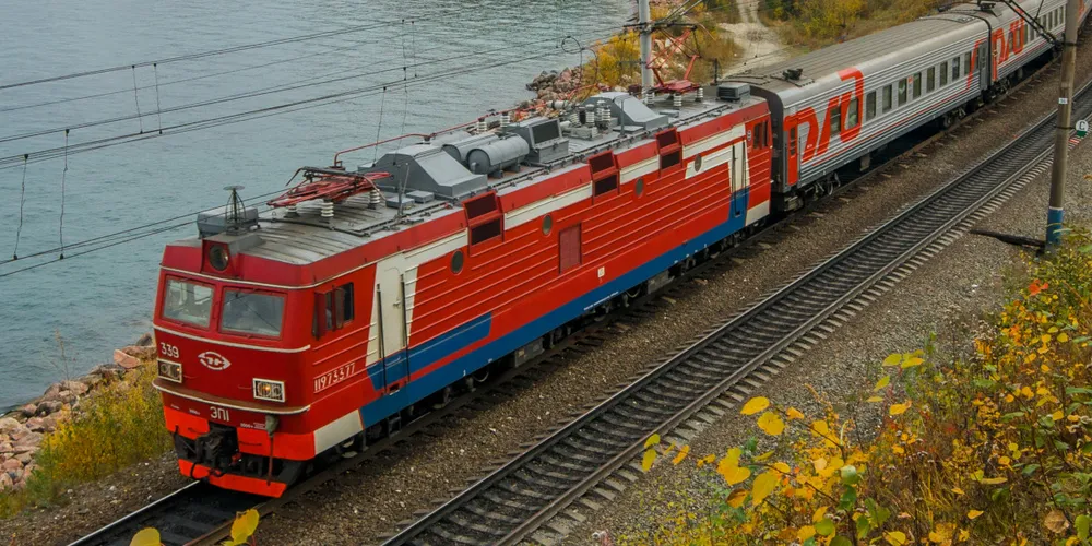 О местных транспортных средствах и расписаниях