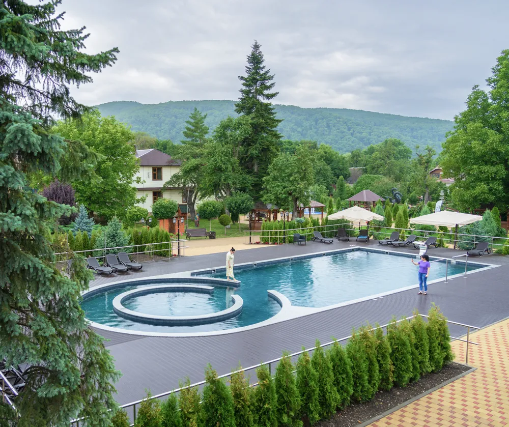 Подогреваемый бассейн