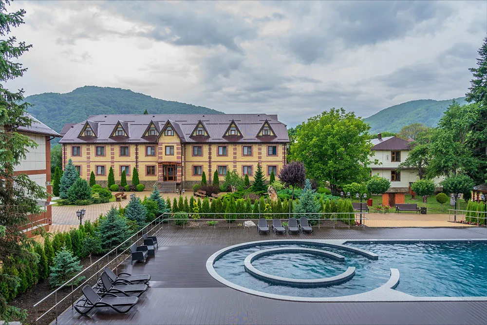 Подогреваемый бассейн