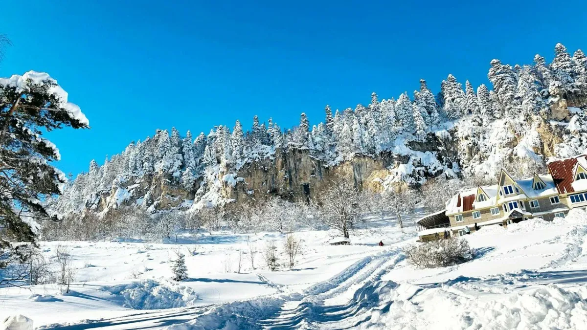 Турбаза Лаго-Наки