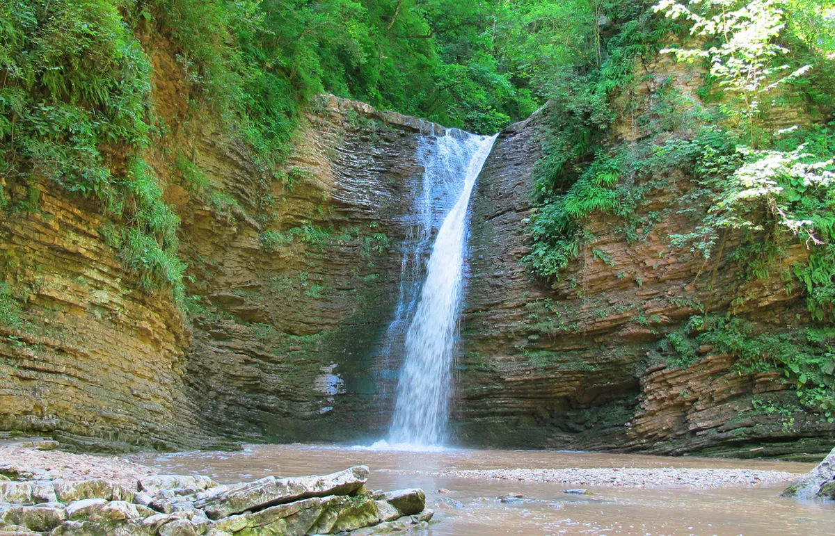 Водопады Руфабго