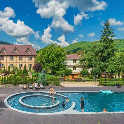 Туристический поезд «К горам и термам»