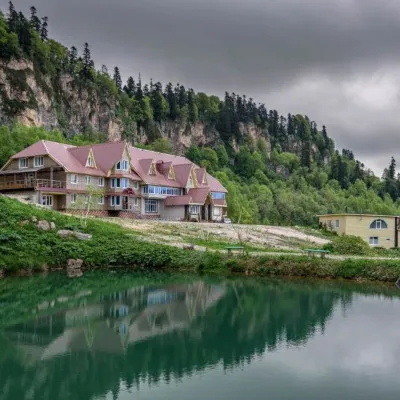 Лаго-Наки отели и гостиницы