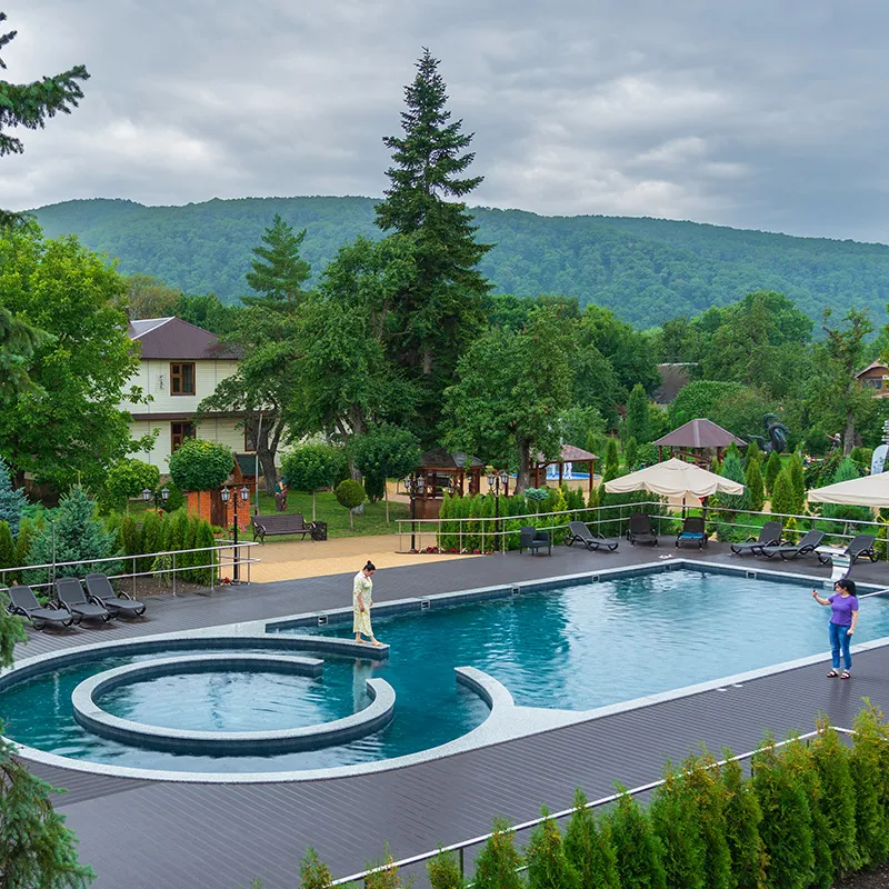 Подогреваемый бассейн